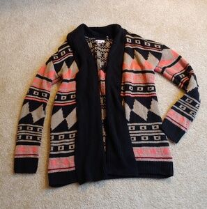 Xhiliration black tan& coral open front sweater